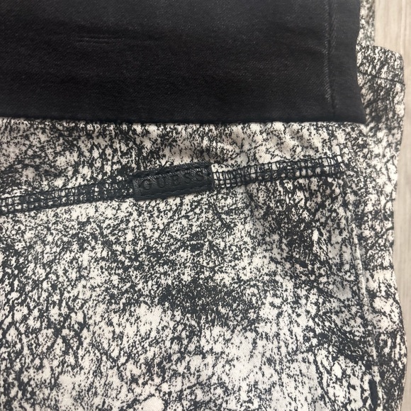 Guess Monochrome Textured Pants BIN1030 - Picture 5 of 6